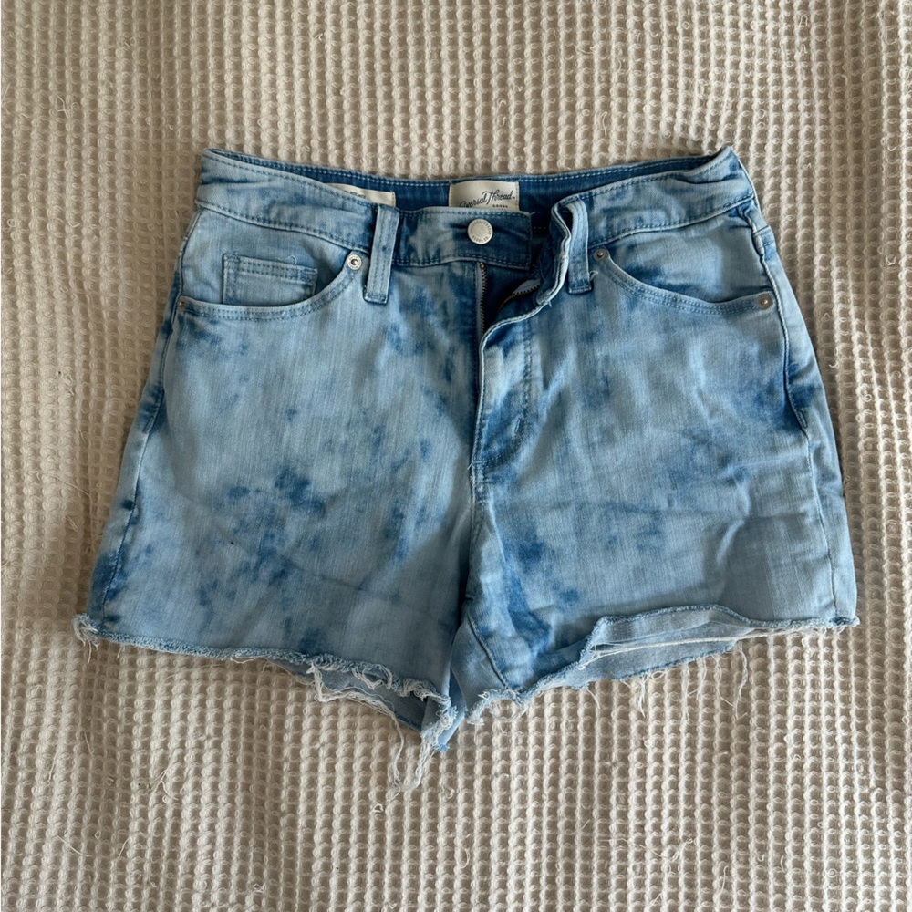 High rise midi cut off shorts